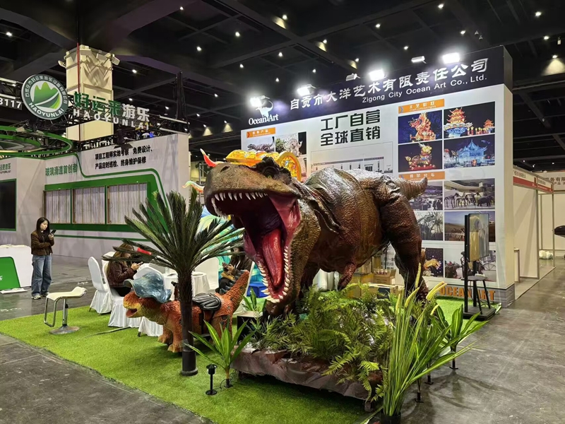 大洋艺术参加2025郑州全球游乐设备展 · 图片3