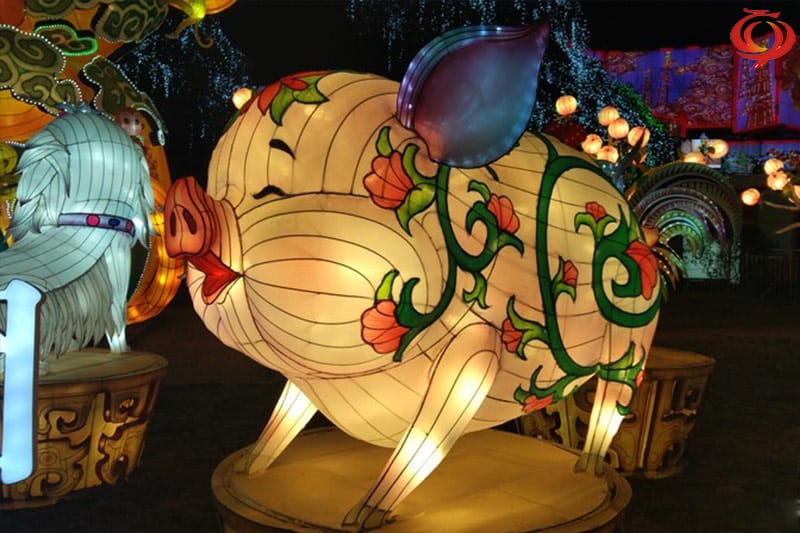 猪年灯会花灯,生肖猪元素主题彩灯